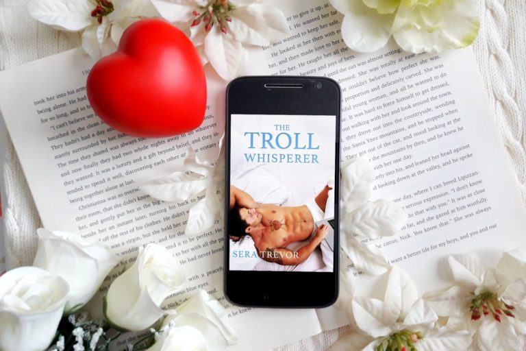 Read more about the article Book Review: The Troll Whisperer By Sera Trevor (The Troll Whisperer #1)