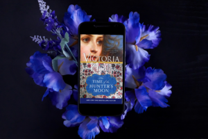 Read more about the article Book Review: The Time of the Hunter’s Moon by Victoria Holt