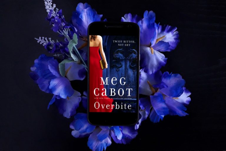 Read more about the article Book Review: Overbite by Meg Cabot (Insatiable #2)